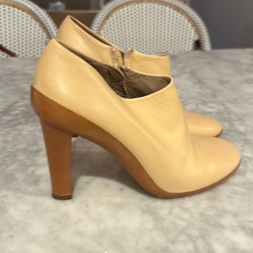 Chloe leather booties size 40.5